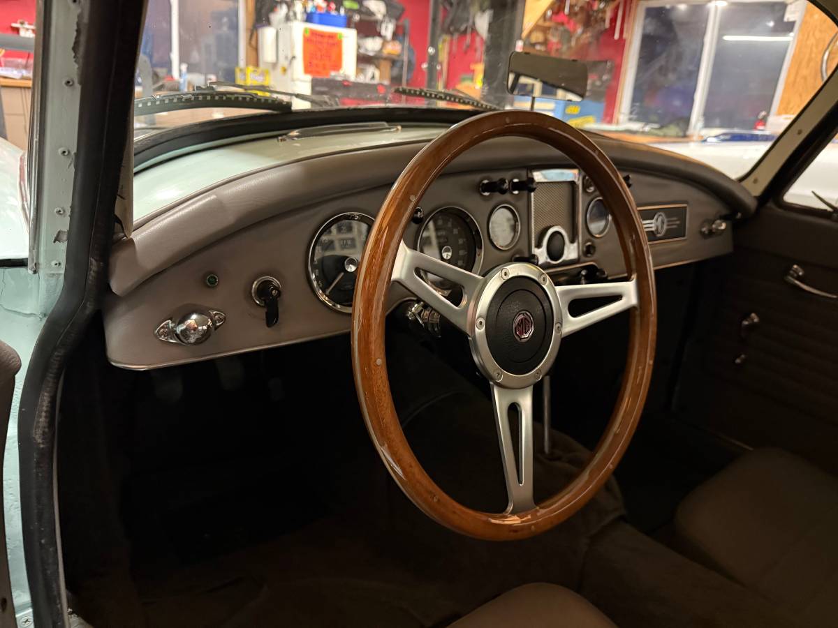 Mga-coupe-1956-2