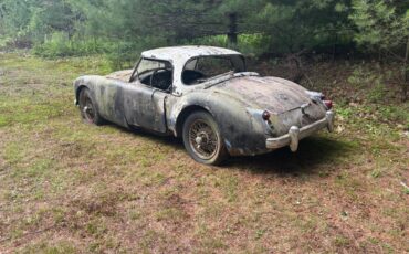 Mga-coupeamproadster-1959-black-1