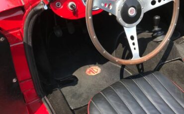 Mga-roadster-1960-red-10