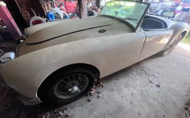 Mga-roadster-1961-white-1