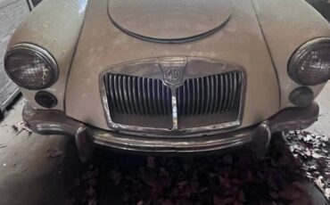 Mga-roadster-1961-white