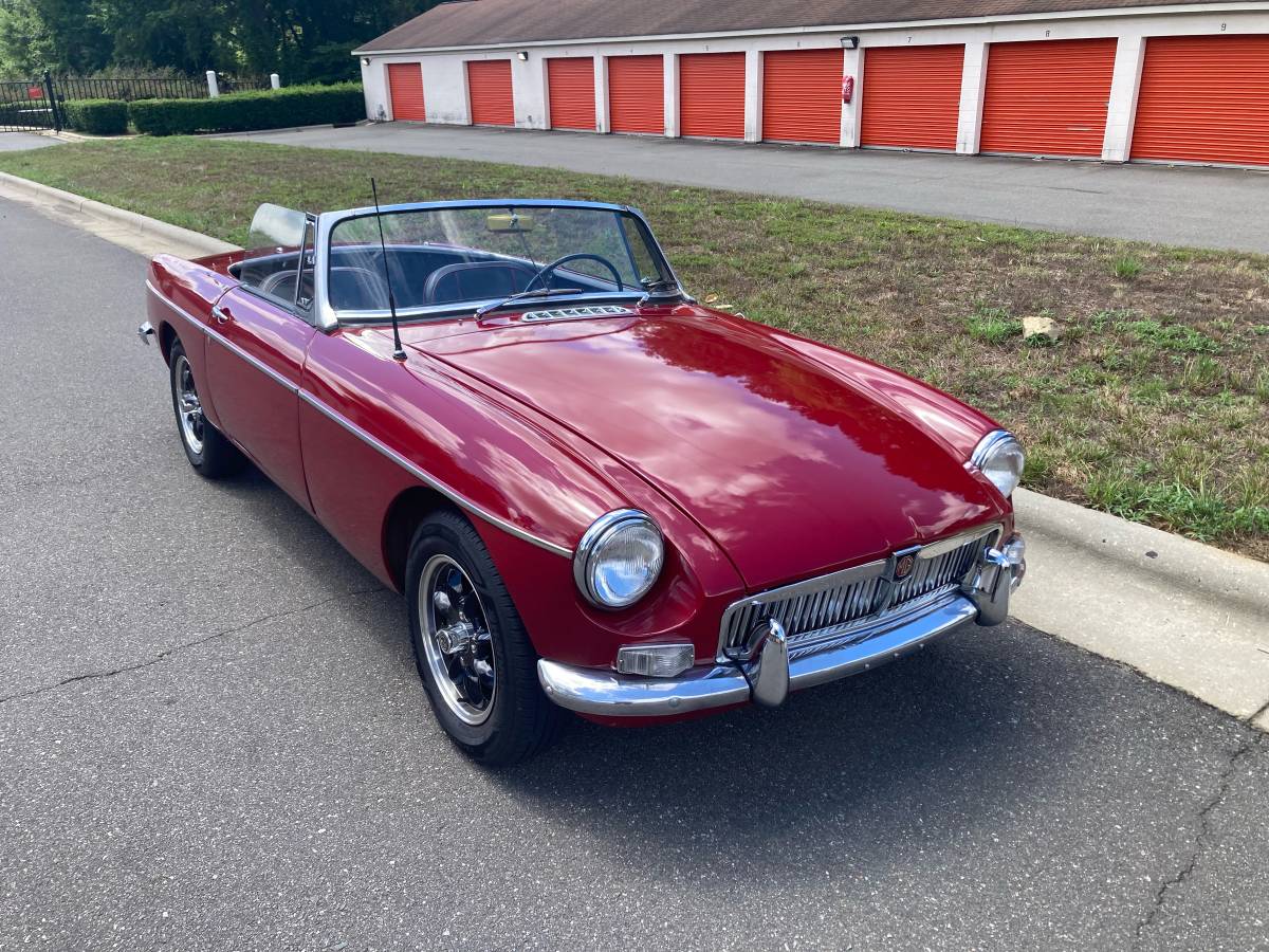 Mgb-1964-red-3
