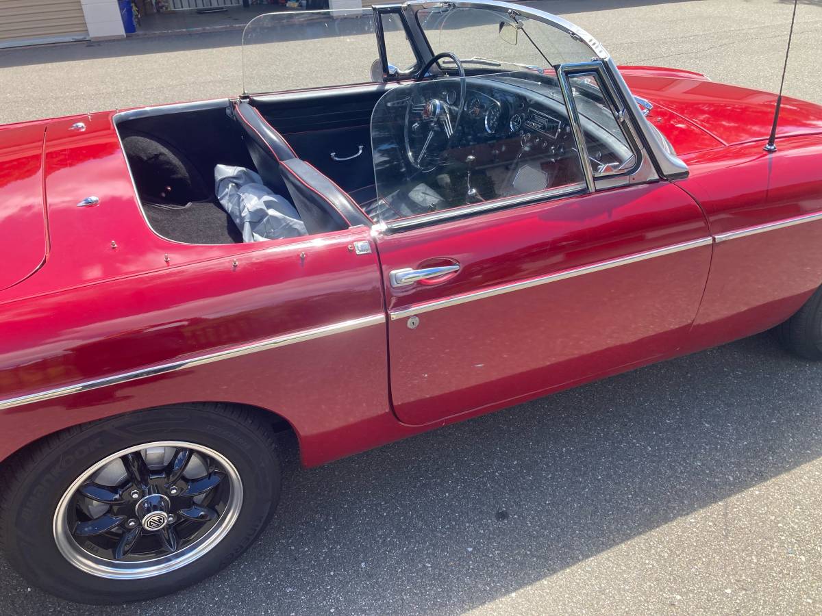 Mgb-1964-red-4
