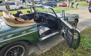 Mgb-1977-green-4