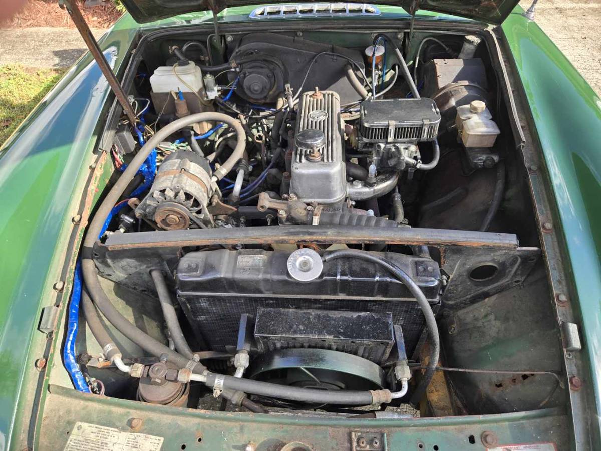 Mgb-1977-green-7