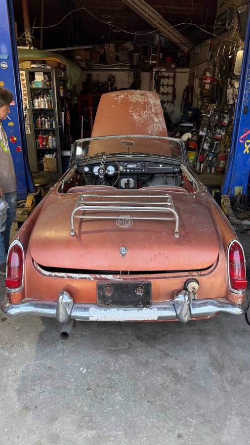 Mgb-convertible-1964-brown-4