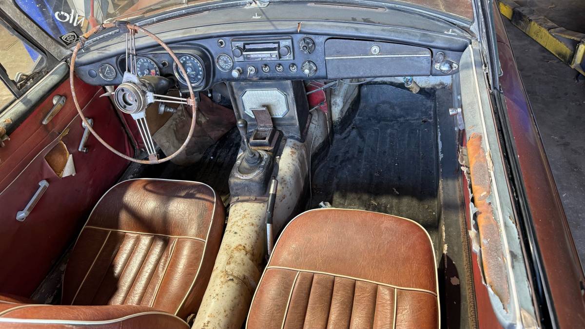 Mgb-convertible-1964-brown-8