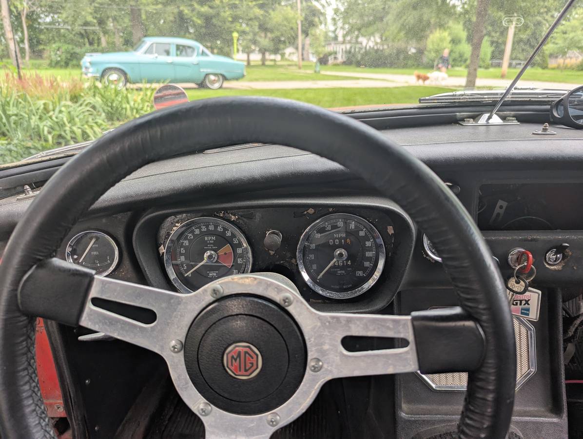 Mgb-convertible-1967-red-2