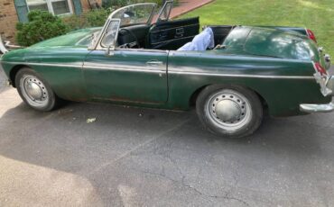 Mgb-convertible-1968-green-1