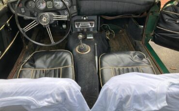 Mgb-convertible-1968-green-20