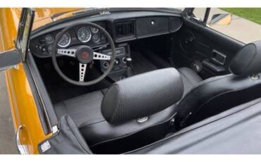 Mgb-convertible-1969-yellow-1