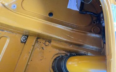 Mgb-convertible-1969-yellow-15