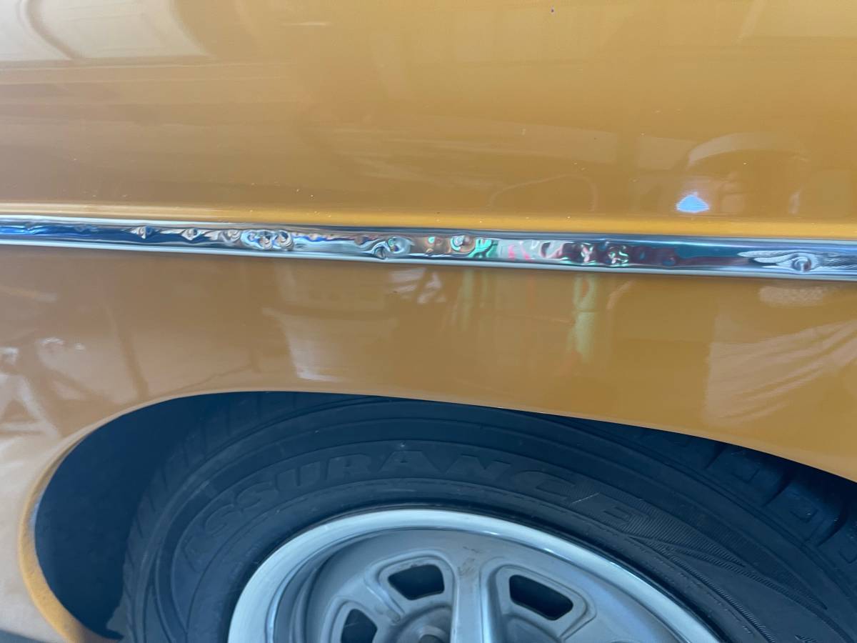 Mgb-convertible-1969-yellow-21