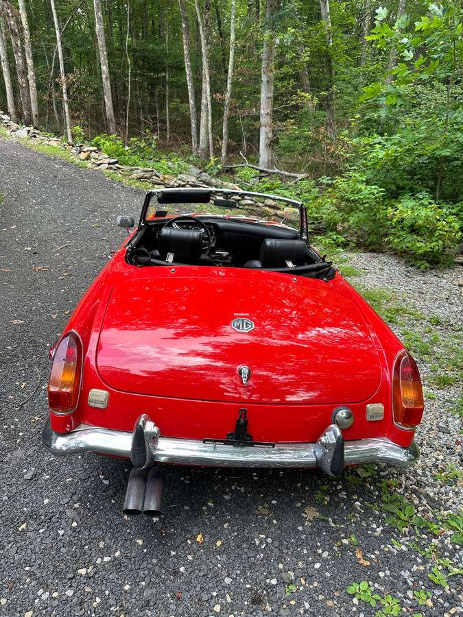 Mgb-convertible-1971-red-1