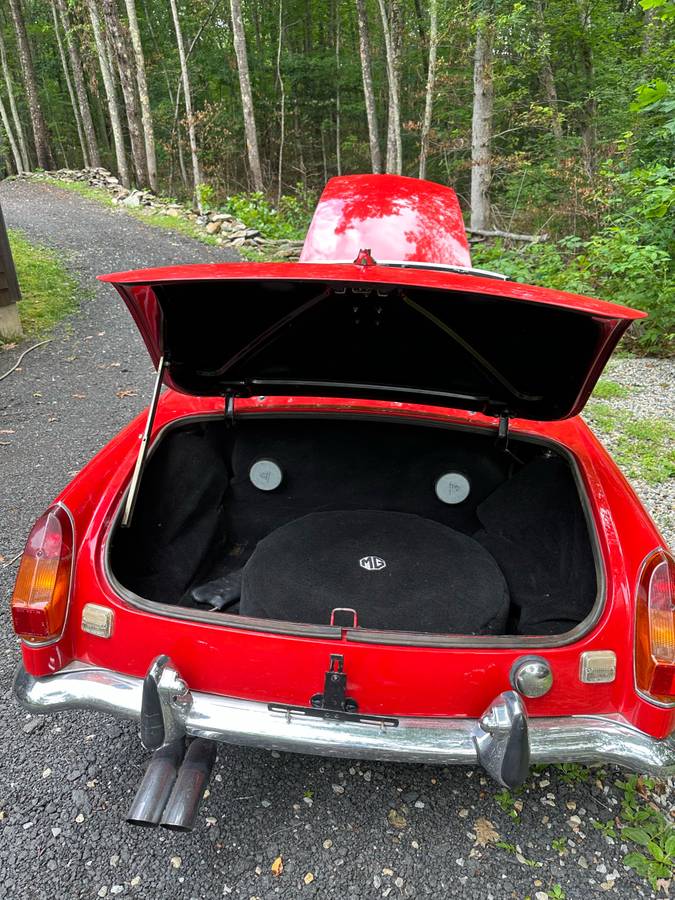 Mgb-convertible-1971-red-5
