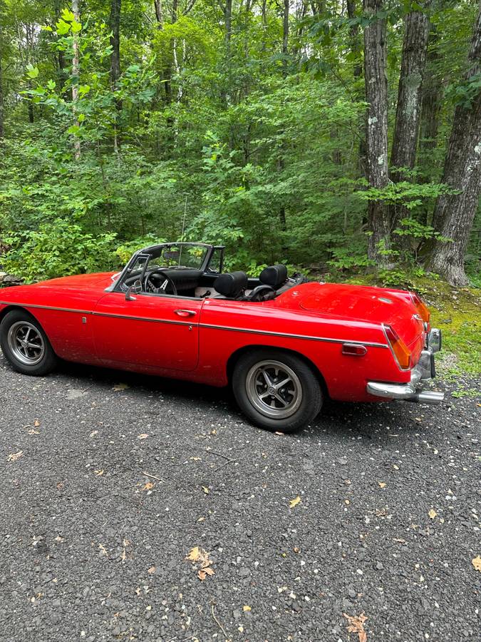 Mgb-convertible-1971-red