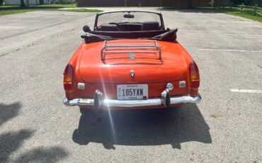 Mgb-convertible-1972-orange-1