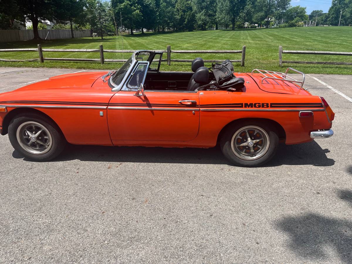Mgb-convertible-1972-orange