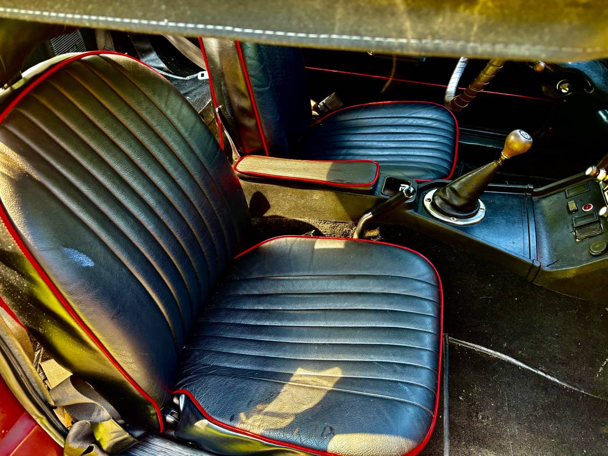 Mgb-convertible-1973-purple-5