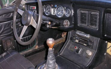 Mgb-convertible-1975-11