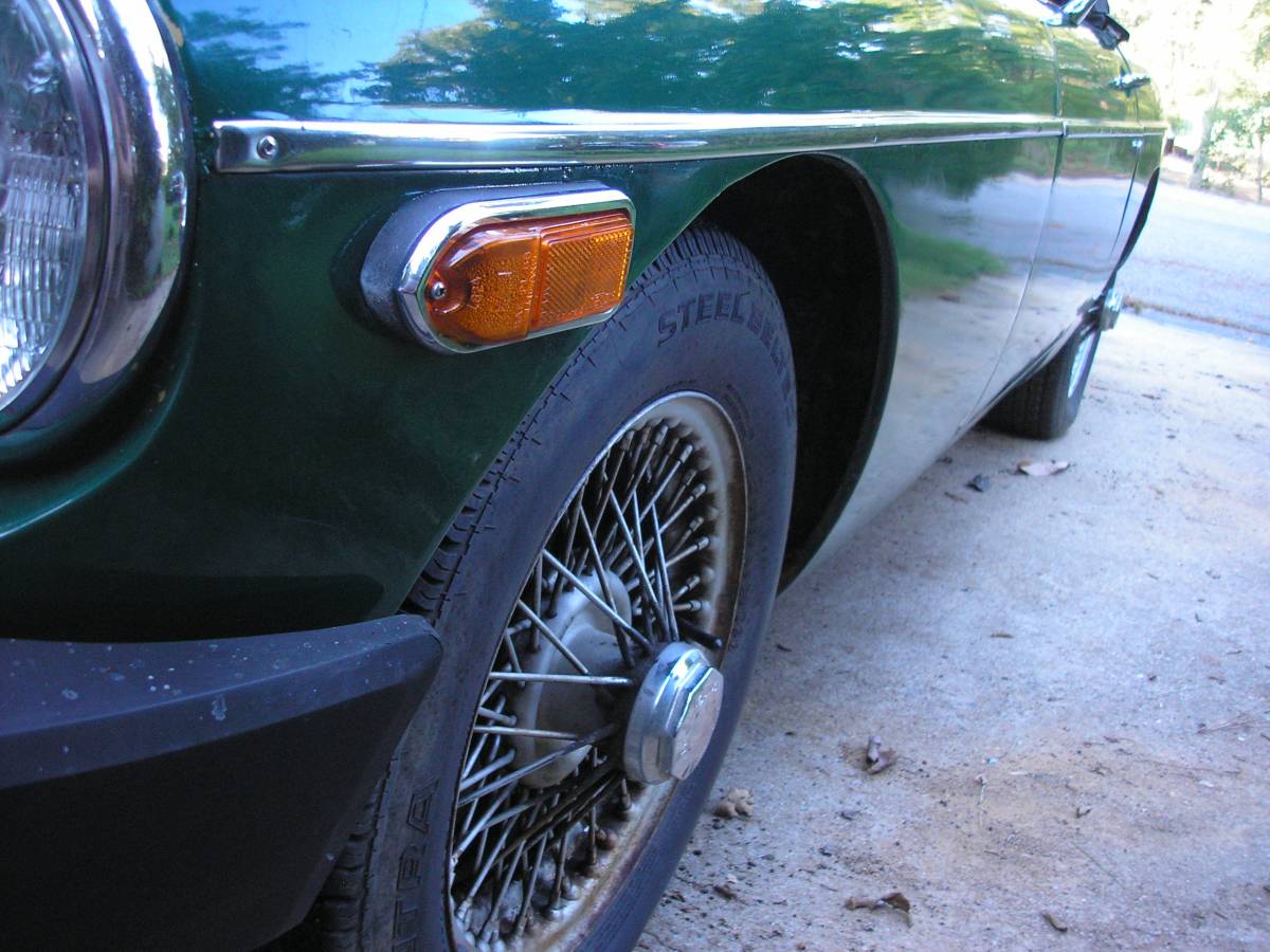Mgb-convertible-1975-8