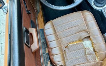 Mgb-convertible-1975-orange-10