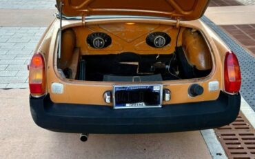 Mgb-convertible-1975-orange-16