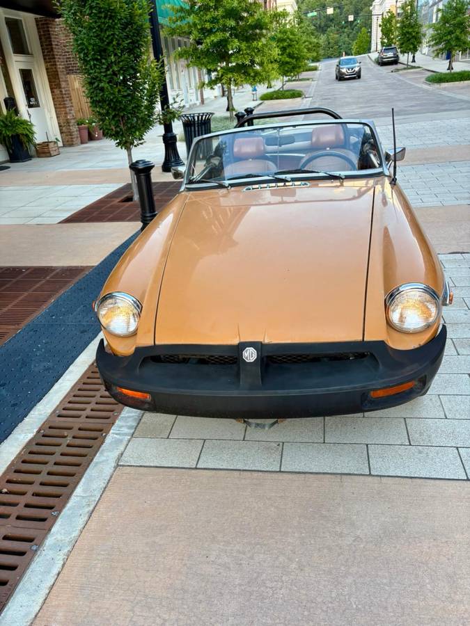 Mgb-convertible-1975-orange-6