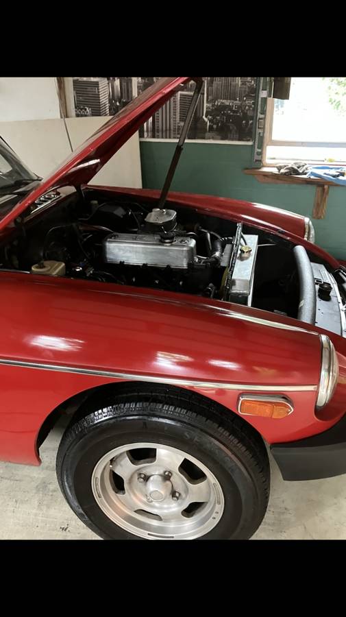 Mgb-convertible-1975-red-14