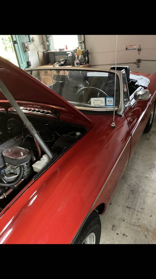 Mgb-convertible-1975-red-8