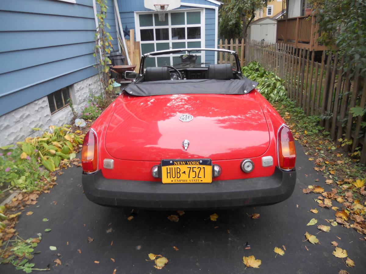 Mgb-convertible-1976-orange-16