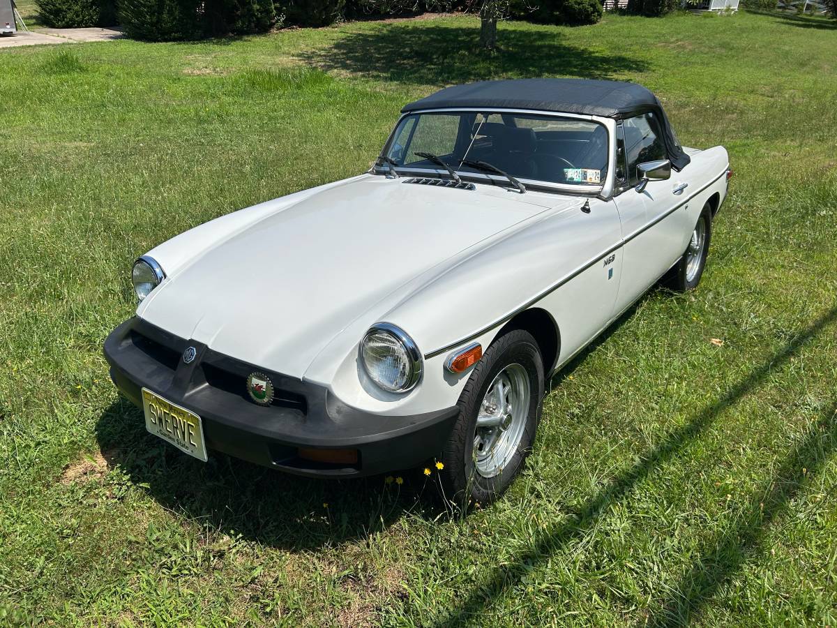 Mgb-convertible-1976-white-2