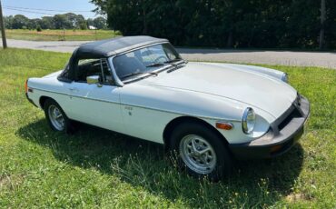 Mgb-convertible-1976-white-7
