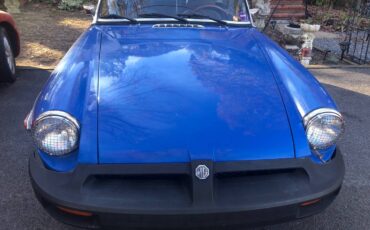 Mgb-convertible-1977-blue-10