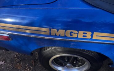 Mgb-convertible-1977-blue-12