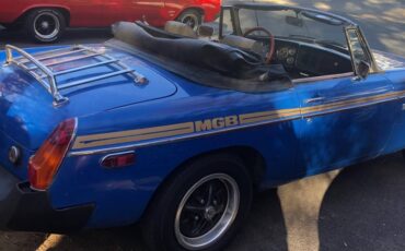 Mgb-convertible-1977-blue-17