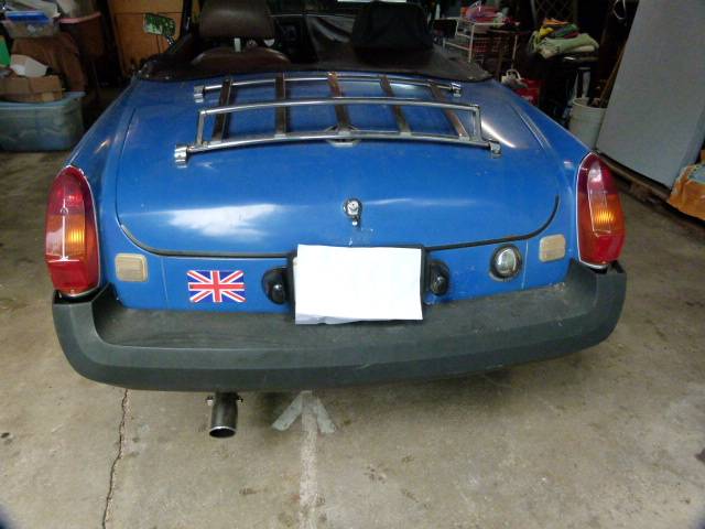 Mgb-convertible-1977-blue-9
