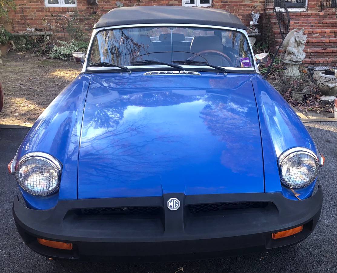 Mgb-convertible-1977-blue-9