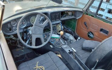 Mgb-convertible-1977-green-13