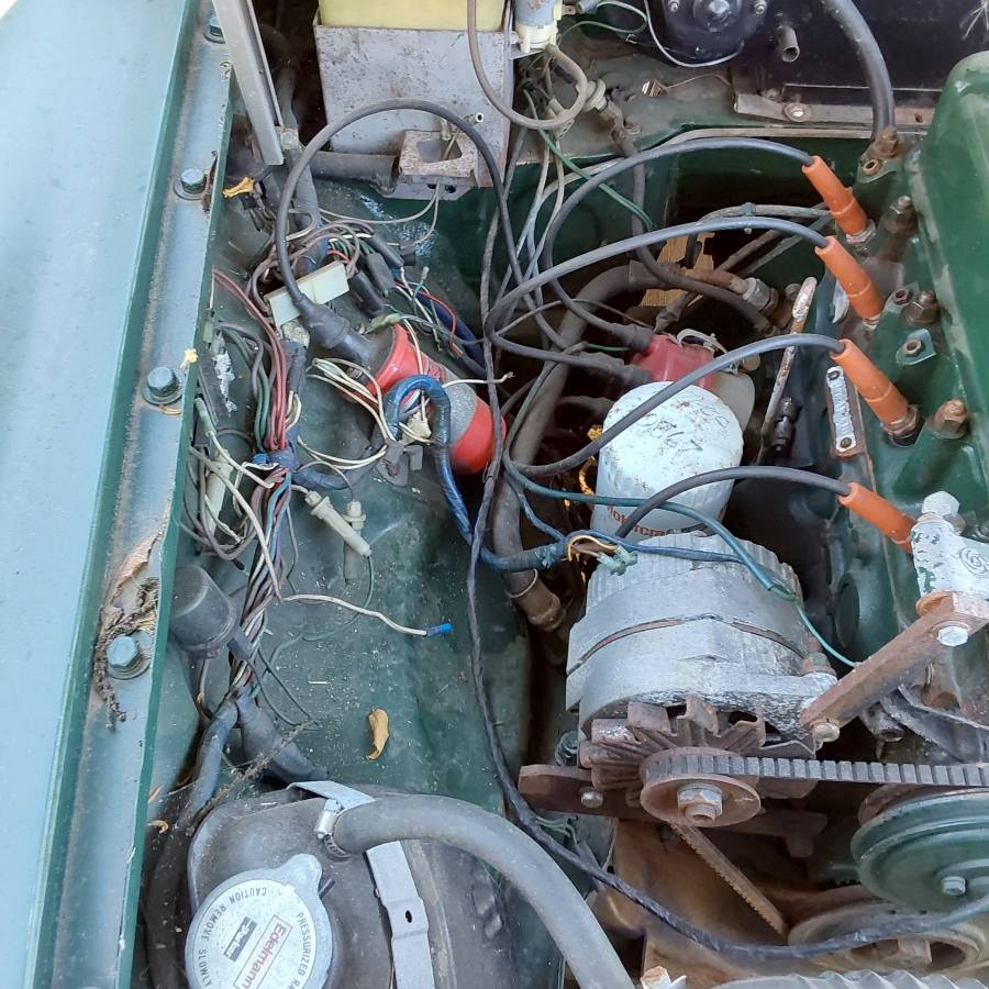 Mgb-convertible-1977-green-16