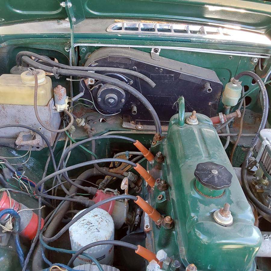 Mgb-convertible-1977-green-17