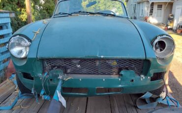 Mgb-convertible-1977-green-4