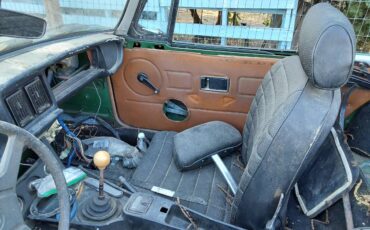 Mgb-convertible-1977-green-6