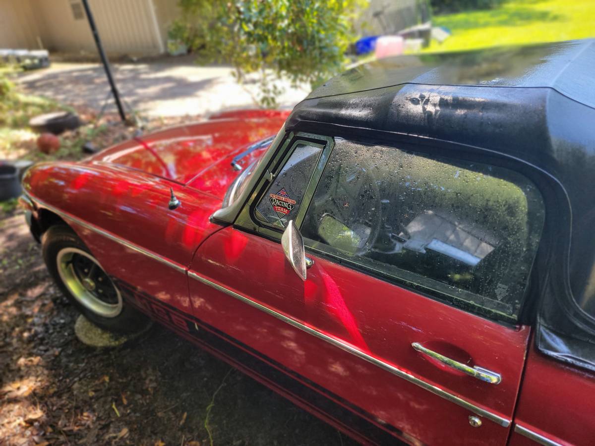 Mgb-convertible-1977-red-2