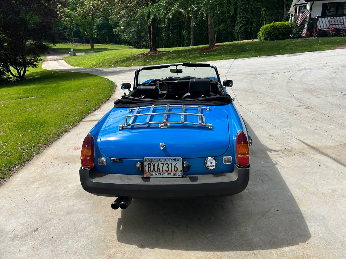 Mgb-convertible-1979-blue-4