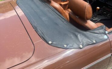 Mgb-convertible-1979-brown-10