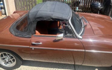 Mgb-convertible-1979-brown-12