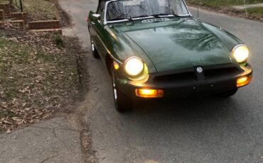 Mgb-convertible-1979-green-7