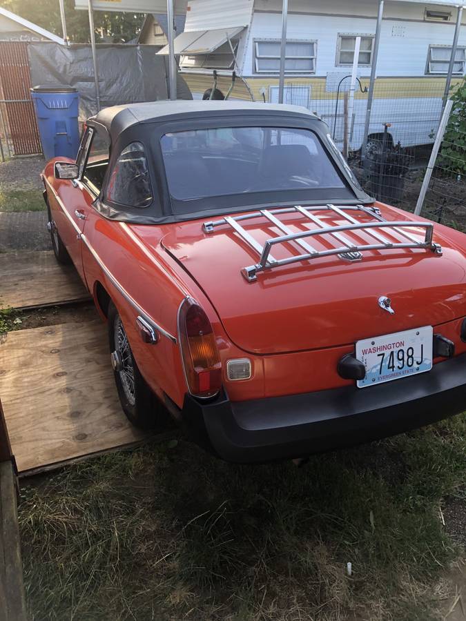 Mgb-convertible-1979-orange-1