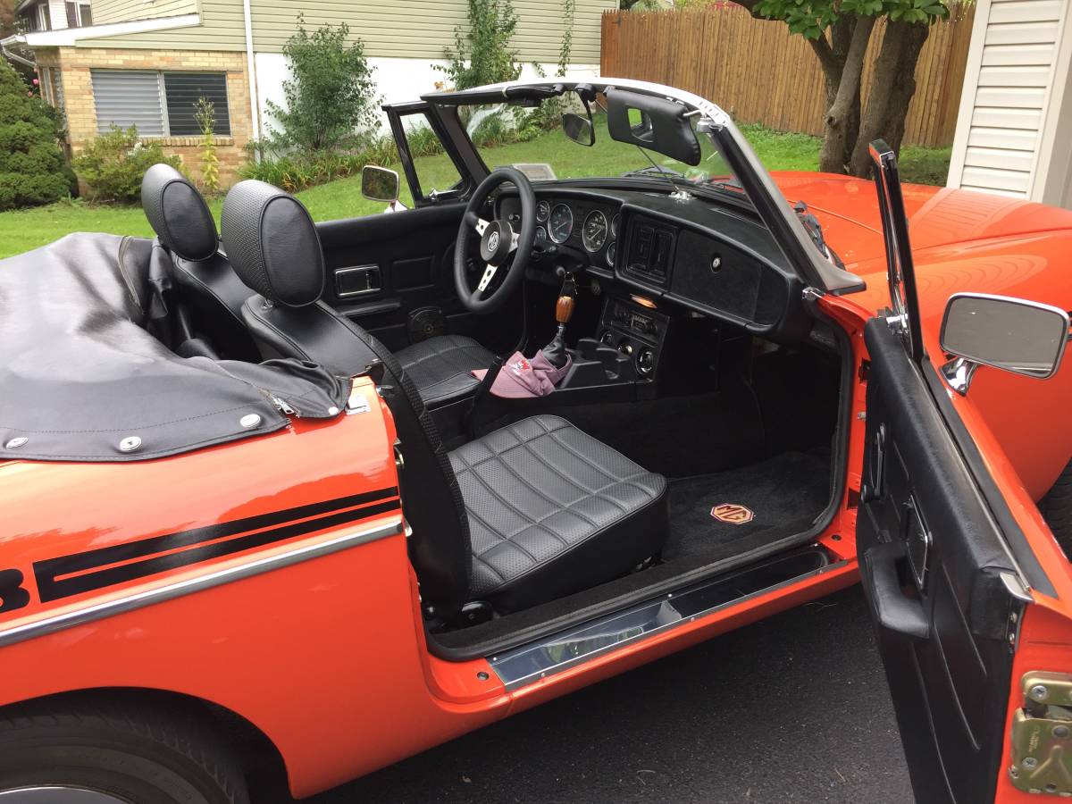 Mgb-convertible-1980-9